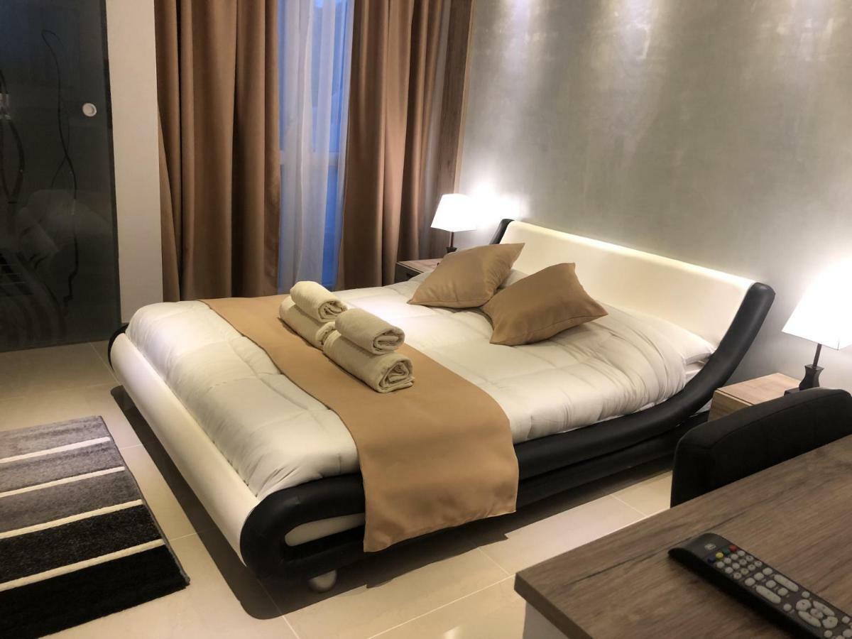 סיינט פול ביי The Pearl Luxury Guest House מראה חיצוני תמונה