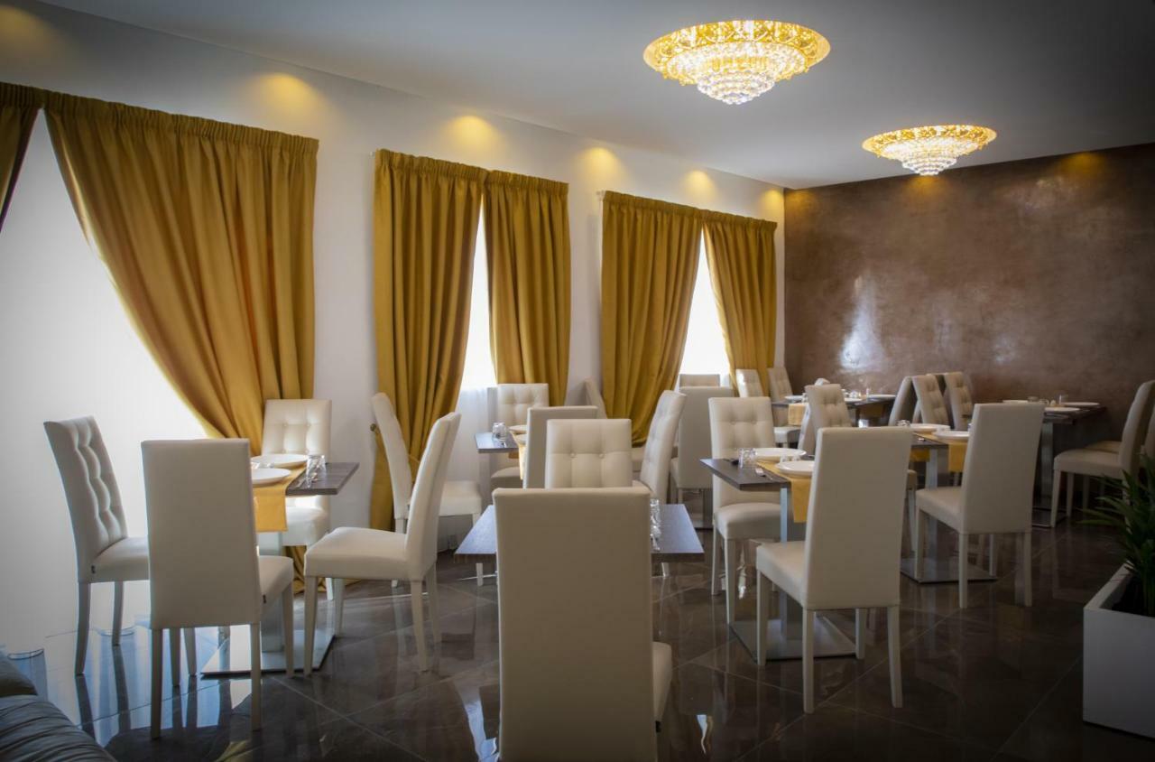 סיינט פול ביי The Pearl Luxury Guest House מראה חיצוני תמונה